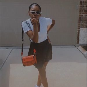 Meet your Posher, Helen